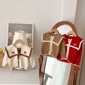 Children's Girl Doll 2024 Autumn/Winter New Cute Little Bear Pattern Big Flip Collar Women's Cardigan Knitted Sweater